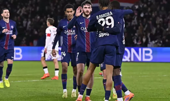 PSG Bantai Rennes 5-0