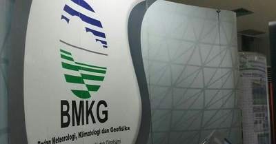 BMKG Tegaskan Broadcast 'Squall Line' di Malam Tahun Baru Hoax! 1 BMKG Tegaskan Broadcast 'Squall Line' di Malam Tahun Baru Hoax!