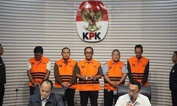 Kronologi OTT Bupati Lampung Tengah Terkait Suap Rp 5,7 M, Adik Ikut Ditangkap