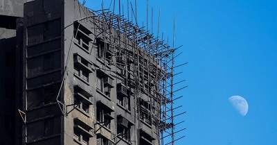 Kemlu: 125 WNI Selamat dari Kebakaran Apartemen Hong Kong, 5 Masih Dicari 1 Kemlu: 125 WNI Selamat dari Kebakaran Apartemen Hong Kong, 5 Masih Dicari