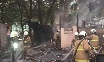 Kebakaran Hanguskan Rumah dan Lapak di Cengkareng