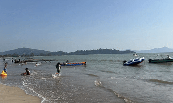 Akses Jalan Dibuka, Pedagang Pantai Pandan Optimistis Pulih