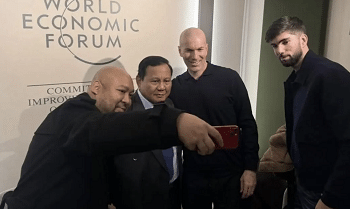 Prabowo Bertemu Zidane di Davos