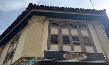 Bisnis Kuliner Singapura Berdarah-darah, Warung Nasi Padang Tertua Ikut Tumbang