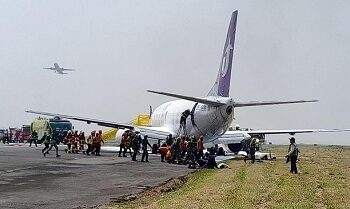 9 Penerbangan Dialihkan Usai Pesawat Latih Tergelincir di Bandara Juanda