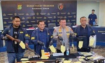 Peran 5 Tersangka Gudang Senjata Ilegal di Sumedang: Perakit-Marketing
