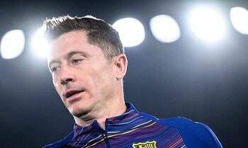 Barcelona Tunggu Waktu yang Tepat Negosiasi Kontrak Lewandowski