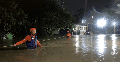 Sungai Babon Meluap, Permukiman Semarang Terendam 1 Sungai Babon Meluap, Permukiman Semarang Terendam