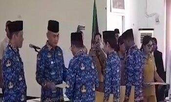 Bupati Aru Lantik 183 ASN PPPK, Tekankan Disiplin Kerja