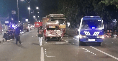 Empat Kendaraan Tabrakan Beruntun di Bandung 1 Empat Kendaraan Tabrakan Beruntun di Bandung