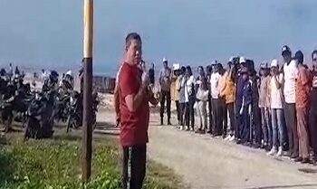 Aksi Jumat Bersih, TNI-Polri dan ASN Aru Bersihkan Pesisir Kota Dobo