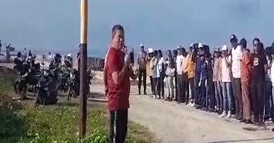 Aksi Jumat Bersih, TNI-Polri dan ASN Aru Bersihkan Pesisir Kota Dobo 1 Aksi Jumat Bersih, TNI-Polri dan ASN Aru Bersihkan Pesisir Kota Dobo
