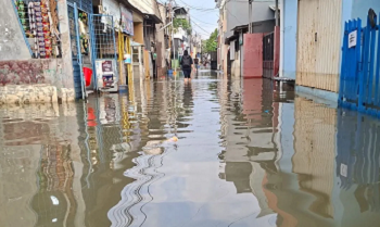 Banjir 60 Cm Masih Rendam Permukiman Duri Kosambi