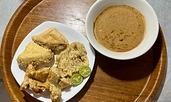 Pemudik Melintas Bandung Bisa Bawa Oleh-oleh Batagor Yunus