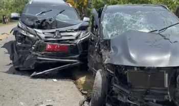 Mobil Pejabat Pemprov Sultra Kecelakaan Saat Menuju Baubau