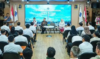 Transjakarta Buka Rekrutmen Besar Bersama Kemenaker