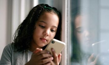 Resmi Berlaku! Akses Medsos Anak di Bawah 16 Tahun Kini Dibatasi