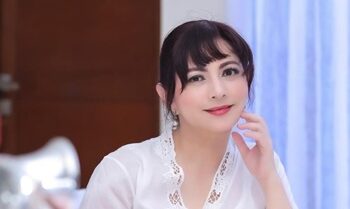 Rahasia Cut Keke Bisa Harmonis Dengan Istri Pertama Suami, Sampai Umrah Bareng
