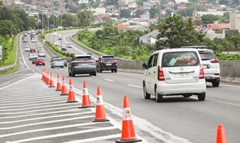 Pejabat Ini Dicopot Gegara Mudik Pakai Mobil Dinas Pelat Merah
