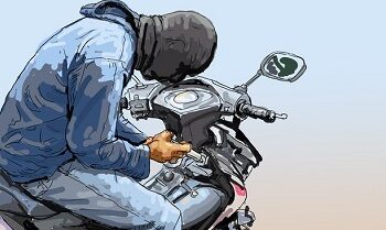 Aksi Sejoli Bawa Anak Curi Motor di Bogor Terekam CCTV, Polisi Cek TKP