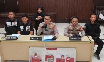 Anak Indramayu Dijanjikan Kerja Malah Disuruh Live Mesum, Perekrutnya Remaja