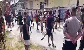 Bentrok Susulan Warga Pecah di Dobo Kepulauan Aru, 1 Korban Alami Luka Mata