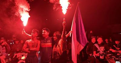 Bobotoh Padati Pasupati Rayakan Kemenangan Persib 1 Bobotoh Padati Pasupati Rayakan Kemenangan Persib