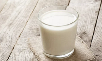 Manfaat Susu Hangat Sebelum Tidur