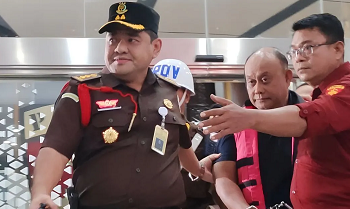 Kejagung Tahan Dadan Hindayana Usai Geledah Kantor BGN