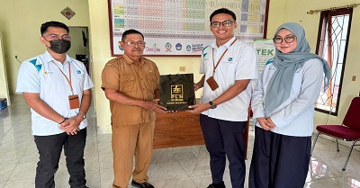 PLN Perkuat Sinergi dengan Pemerintah Negeri Hatusua dan Desa Waipirit Dukung Program BPBL