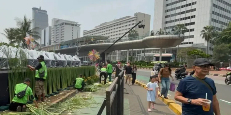 Suasana menjelang acara puncak HUT ke-499 DKI Jakarta di Bundaran Hotel Indonesia (HI), Jakarta Pusat, Sabtu (27/6/2026)