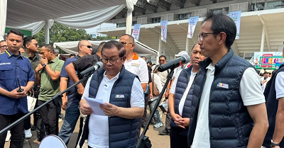 Home 50 Pramono: Jembatan Gembok Cinta Dibangun di Atas Sungai Cideng