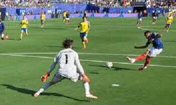 Prancis Hancurkan Swedia 3-0 di Babak 32 Besar